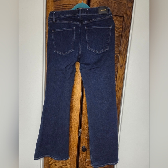 Express MID RISE RINSE 70S FLARE JEANS - Picture 7 of 9